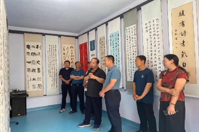 和林格爾縣文聯(lián)舉行“喜迎二十大 強國復(fù)興有我”習(xí)語金句大家寫 書法作品展